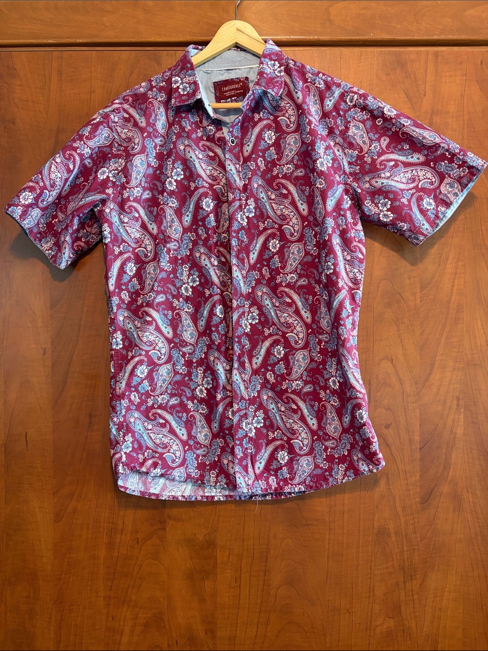 Short-Sleeve Paisley Button-Down Shirt — Burgundy